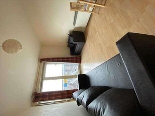 2 bed flat to rent in City Gate House,
IG2, Ilford