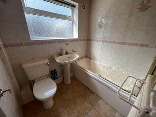 2 bed house to rent in Bowness Road,
BL3, Bolton