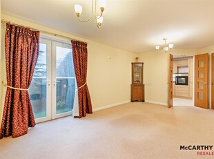2 Bedroom Retirement Apartment For Sale in Sheffield, Yorkshire