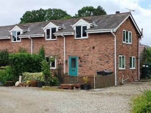 2 bedroom semi-detached house to rent Wrexham, LL12 0LA