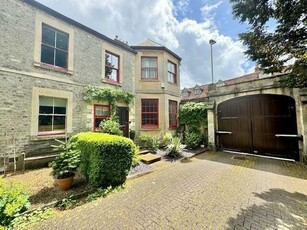 4 bedroom end of terrace house for sale Warminster, BA12 9NY