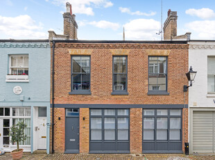 4 bedroom property for sale in Lancaster Mews, London, W2