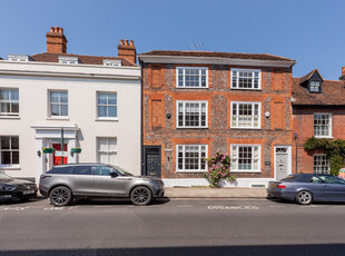 4 bedroom property for sale in New Street, Henley