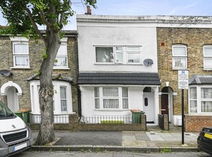 4 bedroom terraced house for sale London, E15 4NR