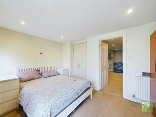 Butler Road, Lake House, Bagshot, 1 Bedroom Apartment
