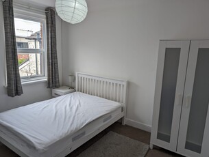 Room in a Shared House, Barton Road, SO50