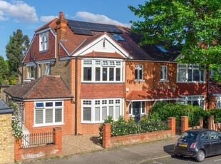 Semi-Detached House for sale with 5 bedrooms, Hartswood Road, London | Fine & Country
