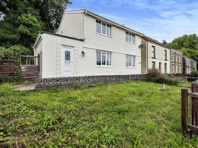 3 bedroom detached house for sale in Clydach Road, Ynystawe, Swansea, SA6
