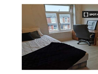 Room for rent in a residence in Rusholme, Manchester