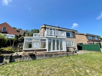 3 bedroom detached house for sale in Angus Close, Eastbourne, East Sussex, BN20