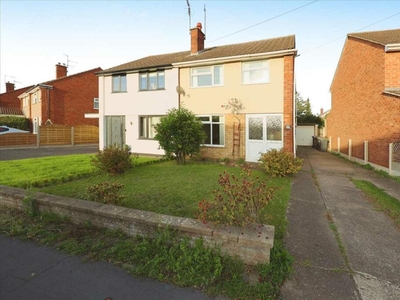 3 bedroom semi-detached house for sale in Broadway, North Hykeham, Lincoln, LN6