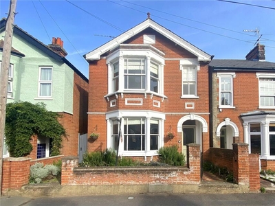 4 bedroom detached house for sale in Bristol Road, Ipswich, Suffolk, IP4