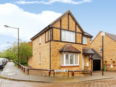 4 bedroom link detached house for sale in Durlston End, Tattenhoe, Milton Keynes, MK4