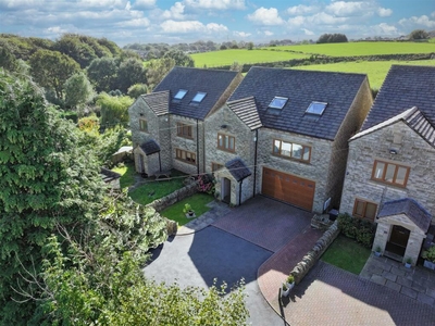 6 bedroom detached house for sale in 2 Valley Farm, South Lane, Shelf, Halifax, HX3 7PN, HX3