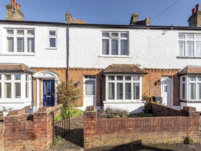 2 bedroom terraced house for sale Surbiton, KT6 5HS