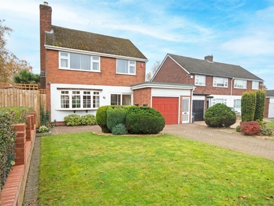 3 bedroom detached house for sale in Stirling Road, Sutton Coldfield, B73