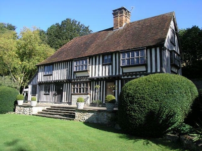 4 bedroom detached house for rent in Rock Cottage,Atkins Hill, Boughton Monchelsea, Kent, ME17