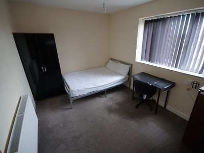 Flat to rent in Foleshill Road, Coventry CV1