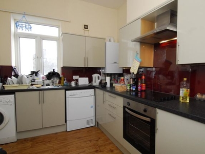 Flat to rent in Prospect Street, Flat 2, Plymouth PL4