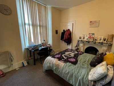 Flat to rent in Woodland Terrace, Flat 4, Plymouth PL4