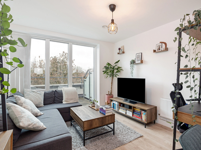 1 bedroom property for sale in Brondesbury Park, London, NW6