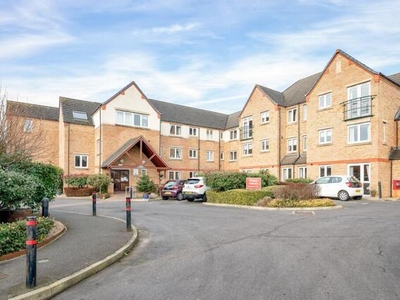 1 Bedroom Retirement Property For Sale In St. Geroge's Avenue, Stamford
