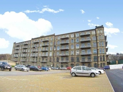 2 Bedroom Apartment For Sale In Linthwaite, Huddersfield