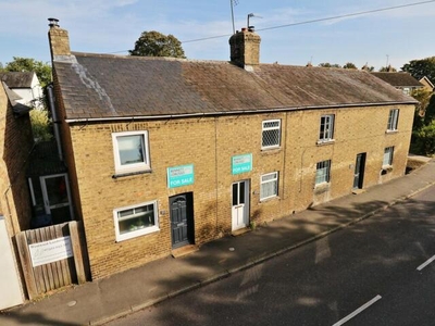 2 Bedroom End Of Terrace House For Sale In Offord Cluny, St Neots