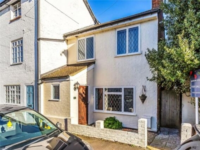 2 Bedroom End Of Terrace House For Sale In Reigate, Surrey