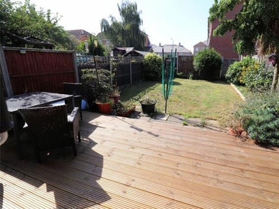 2 Bedroom End Of Terrace House For Sale In Slade Green, Kent