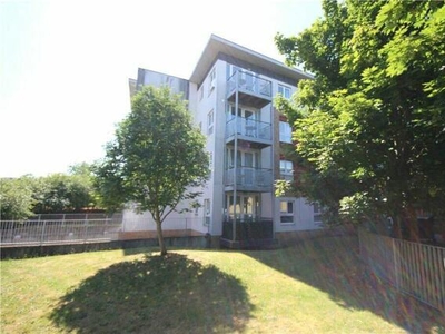 2 Bedroom Flat For Sale In Twickenham, Richmond Upon Thames