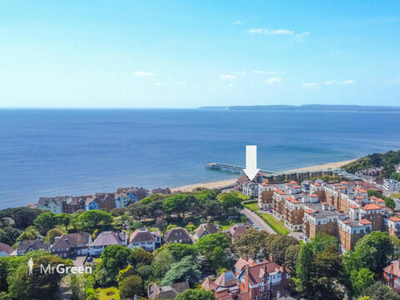 3 Bedroom Apartment For Sale In Bournemouth, Dorset