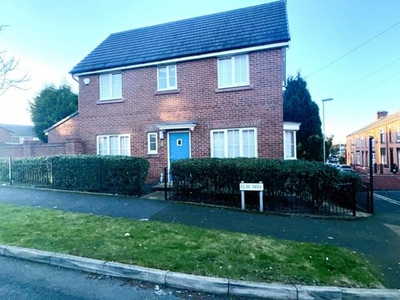 3 Bedroom Detached House For Sale In Chadderton
