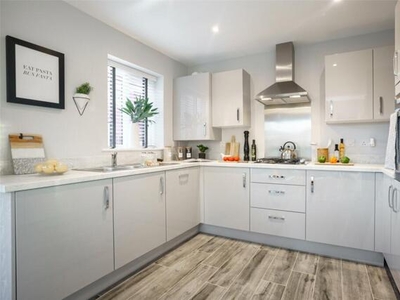 3 Bedroom Detached House For Sale In Solihull, West Midlands