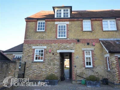 3 Bedroom End Of Terrace House For Sale In Ongar, Essex