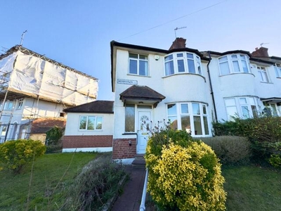 3 Bedroom End Of Terrace House For Sale In Shooters Hill, London