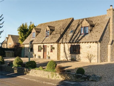 3 Bedroom Link Detached House For Sale In Gloucestershire