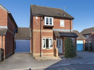 3 Bedroom Link Detached House For Sale In Wiltshire