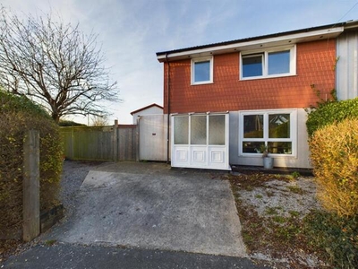 3 Bedroom Semi-detached House For Sale In Paulsgrove, Portsmouth