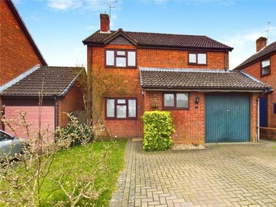 4 Bedroom Detached House For Sale In Burghfield Common