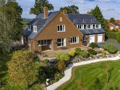 4 Bedroom Detached House For Sale In Llanymynech, Powys