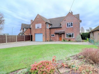 5 Bedroom Detached House For Sale In High Wycombe, Bucks