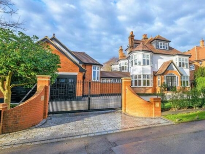 6 Bedroom Detached House For Sale In Brentwood, Essex