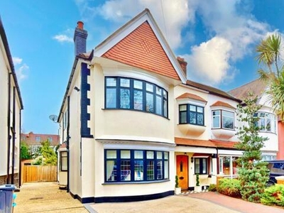 6 Bedroom Semi-detached House For Sale In Wanstead