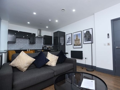 Flat to rent in Dale Street, Liverpool L2