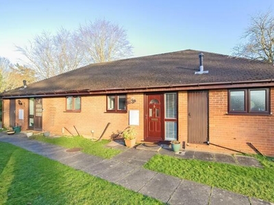 1 Bedroom Bungalow Henley On Thames Oxfordshire