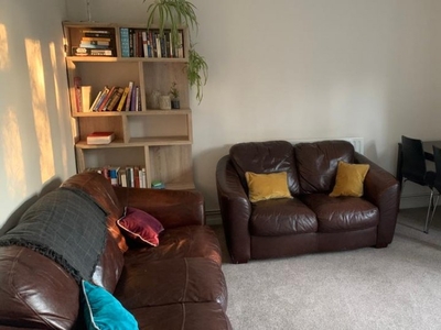 3-bedroom apartment for rent in Forest Hill, London