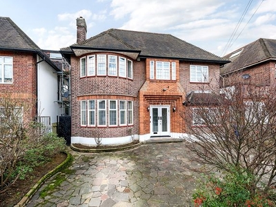 Detached house for sale in Kinloss Gardens, London N3