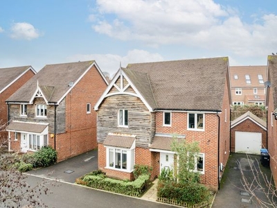 Detached house for sale in Meadowsweet Drive, Lindfield RH16