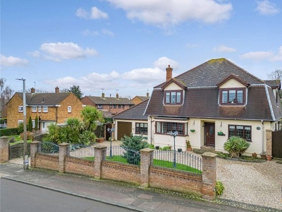 Detached house for sale in Mount Road, Wickford, Essex SS11